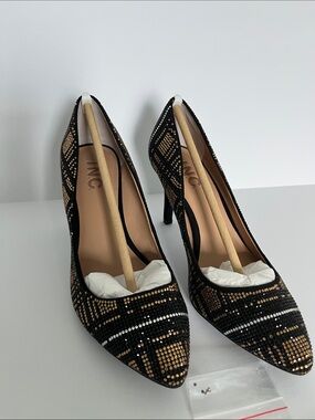 NEW INC International Concepts Black & Gold Embellished Pointed Toe Heels